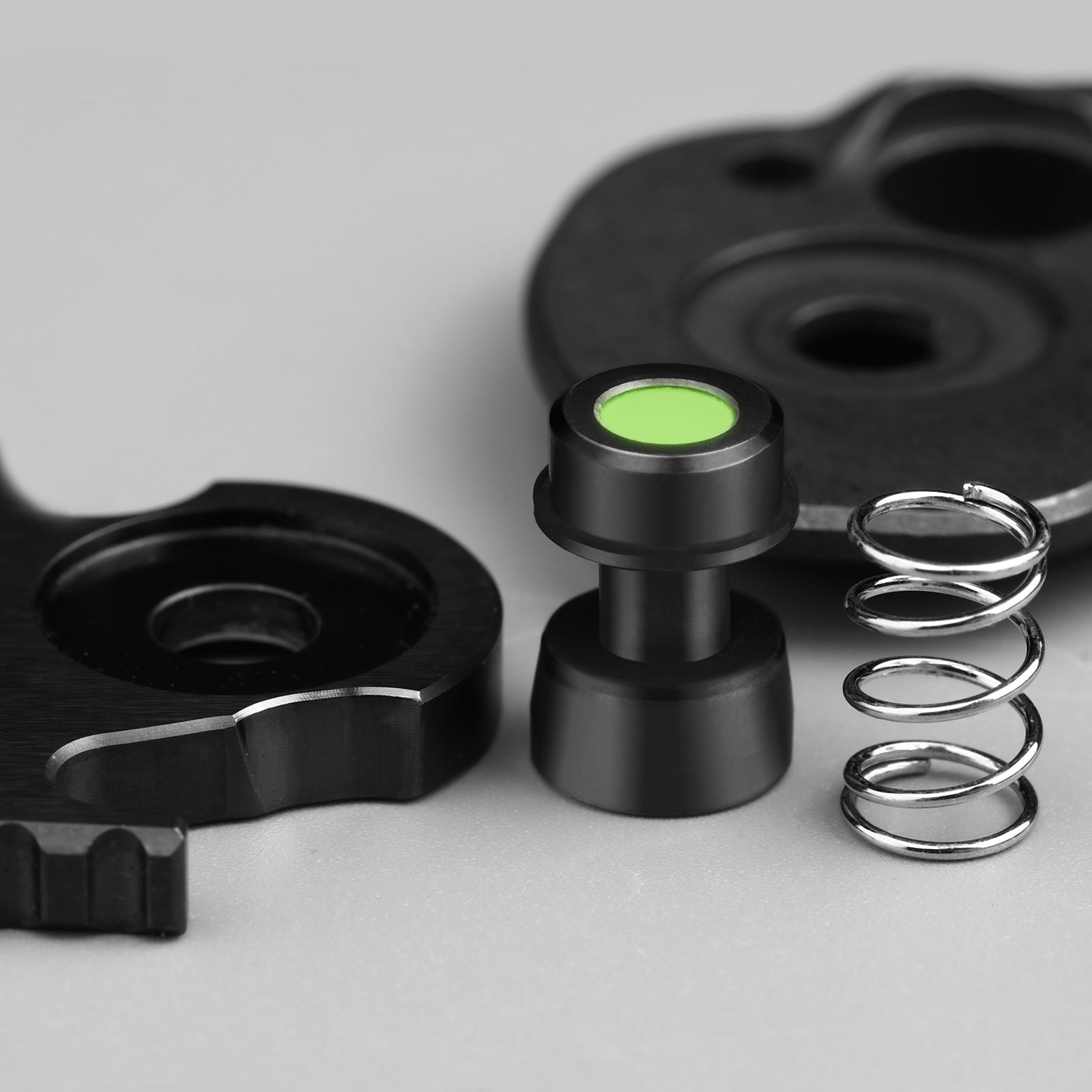 Mithril | KineticFit™ Button Lock | M390 + DLC Ultra + Hand-Brushed | Exquisite Light | KizerX®